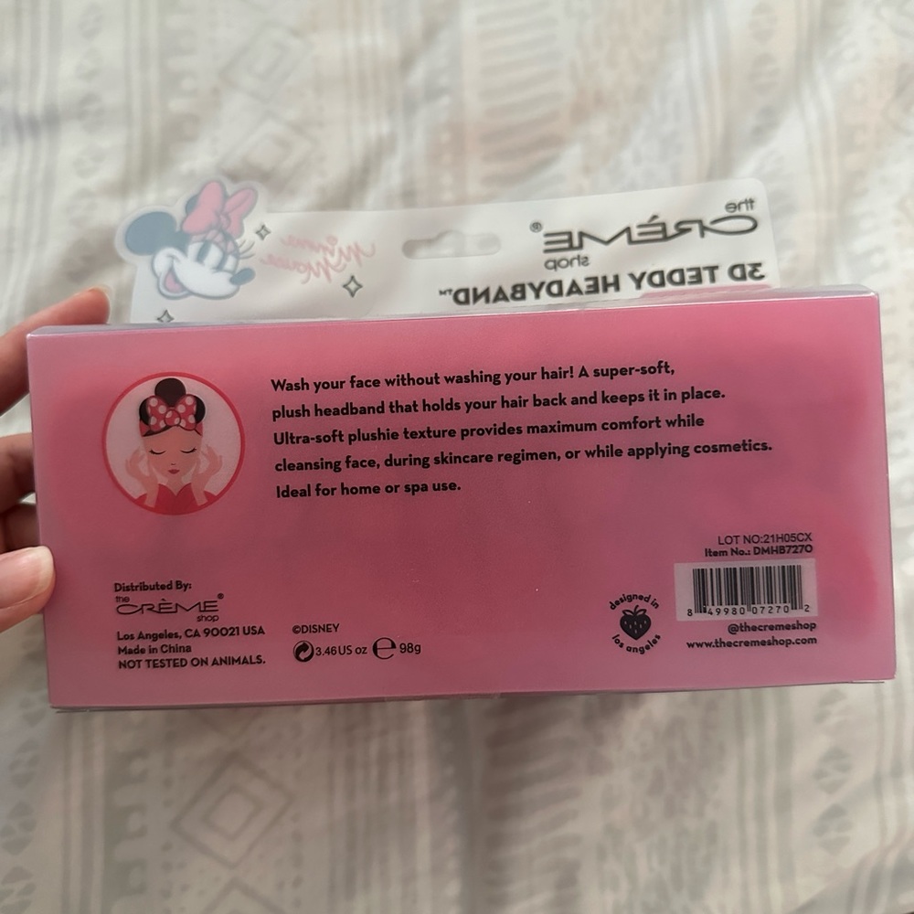 The Crème Shop x Disney Minnie Mouse Spa Headband - Picture 3 of 3